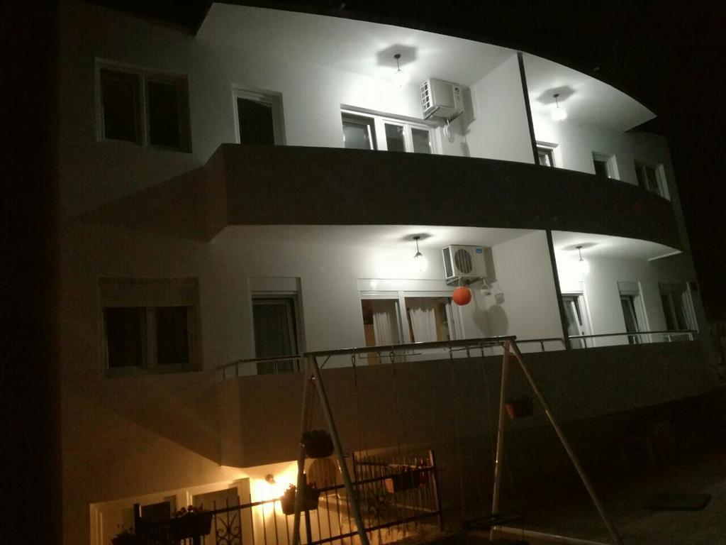 Apartmani Vukmanovic Čanj Esterno foto
